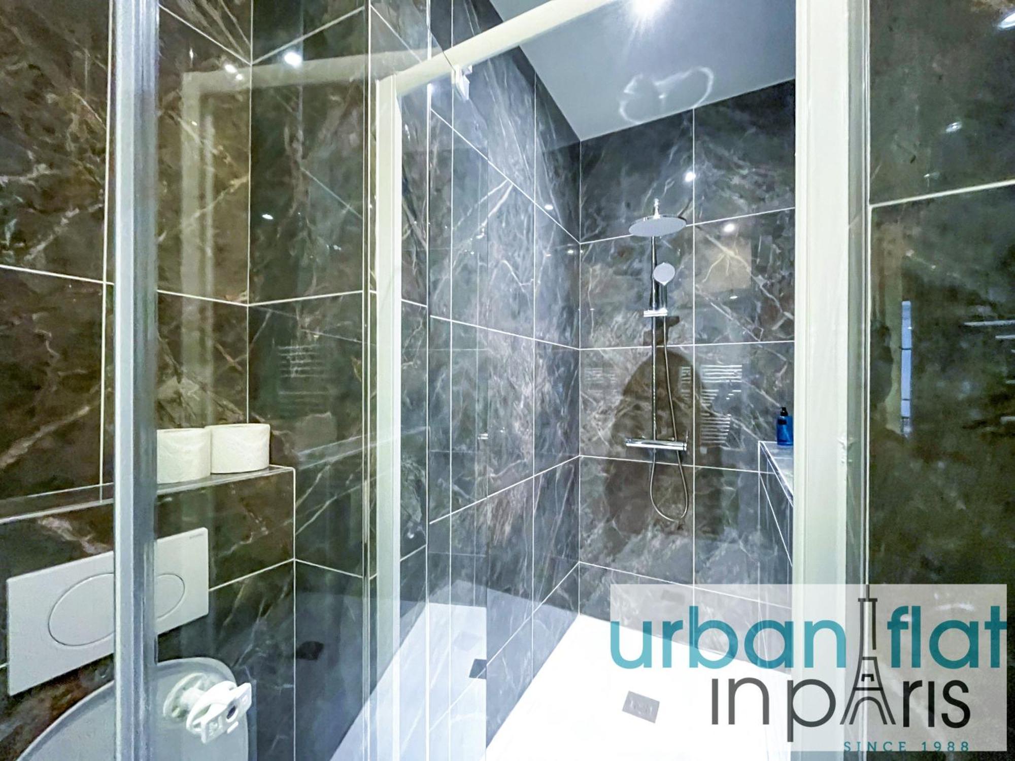 Urban Flat 63 - Beautiful 3 Bedroom Flat Champs-Elysees Paris Exterior photo