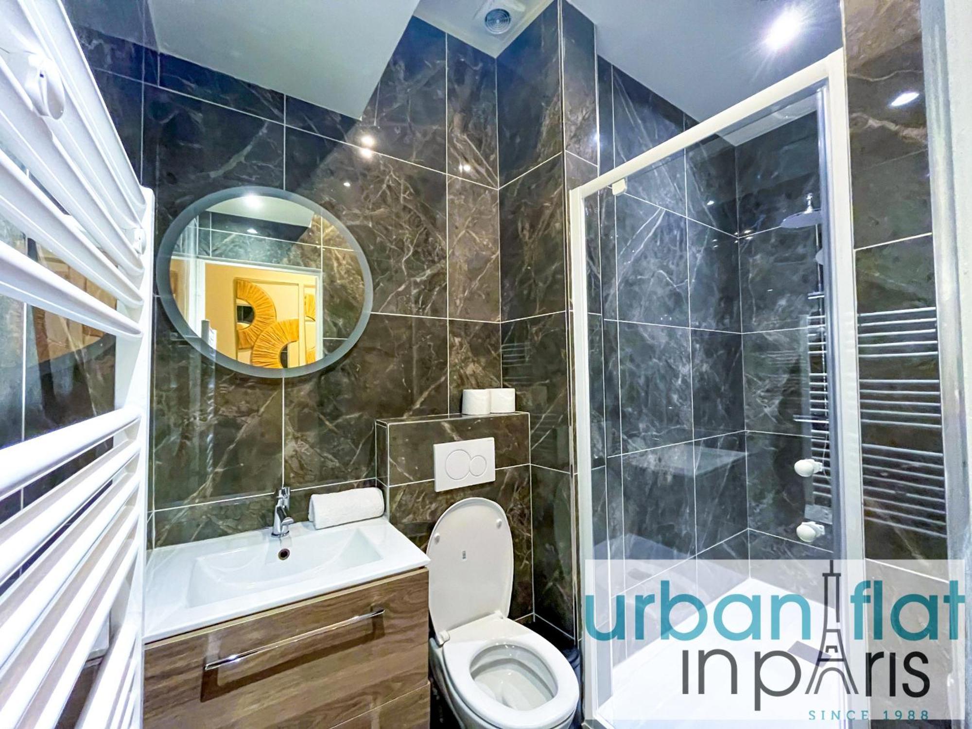Urban Flat 63 - Beautiful 3 Bedroom Flat Champs-Elysees Paris Exterior photo